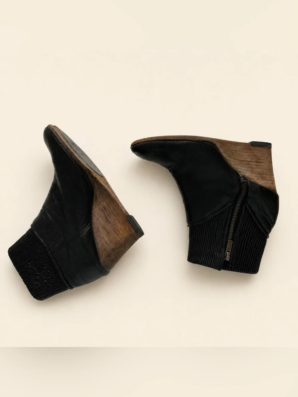 🖤🌾✨ Frye Corby Side Zip Ankle Wedge Boots with Ribbed Cuff | 8.5 ✨🌾🖤